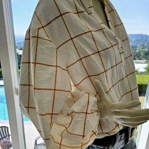 Balloon sleeve flowy top